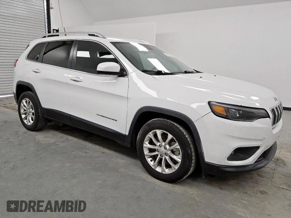 2019 Jeep Cherokee Latitude with VIN 1C4PJLCX4KD145964, listed as a Copart auction lot 55045555 with 100,821 mi miles and Clean title. Bid and sale history available at DreamBid. Image 4.