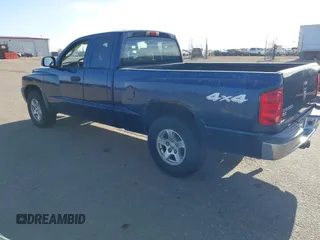 2005 Dodge Dakota SLT with VIN 1D7HW42N15S365967, listed as a IAAI auction lot 41798935 with 220,243 mi miles and . Bid and sale history available at DreamBid. Image 3.