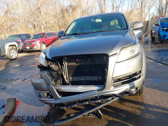 2011 Audi Q7 3.0L TDI Premium Plus with VIN WA1LMAFE3BD002843, listed as a IAAI auction lot 41609039 with 152,021 mi miles. Bid and sale history available at carsss.com. Image 13.