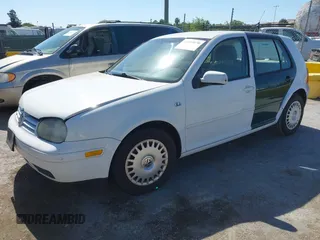2002 Volkswagen Golf GLS с VIN 9BWGK61J524026212, выставлен на аукционе IAAI как лот 42260670 с пробегом 201 322 миль миль и . История ставок и продаж доступна на DreamBid. Изображение 2.
