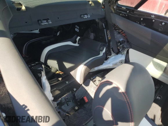 2019 Mercedes-Benz E 53 AMG с VIN WDD1J6BB7KF108205, выставлен на аукционе Copart как лот 47032415 с пробегом Не указан миль и Списание • Salvage title. История ставок и продаж доступна на DreamBid. Изображение 10.