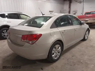 2013 Chevrolet Cruze LS with VIN 1G1PA5SG4D7239463, listed as a IAAI auction lot 41718052 with 105,347 mi miles. Bid and sale history available at carsss.com. Image 4.