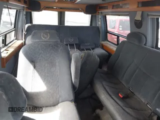 1994 Ford Econoline Cargo with VIN 1FDEE14H6RHB61752, listed as a IAAI auction lot 41783296 with 194,482 mi miles and . Bid and sale history available at DreamBid. Image 8.