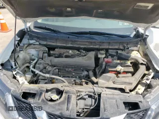 2016 Nissan Rogue SV z VIN KNMAT2MV9GP670421, wystawiony jako Copart lot #57445215 z przebiegiem 165 621 mil mil oraz Szkoda całkowita • Salvage title. Historia ofert i sprzedaży dostępna na DreamBid. Obrazek 12.