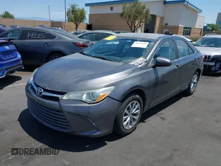 2017 Toyota Camry XLE z VIN 4T1BF1FK6HU369645, wystawiony jako IAAI lot #42371611 z przebiegiem 65 716 mil mil oraz . Historia ofert i sprzedaży dostępna na DreamBid. Obrazek 2.