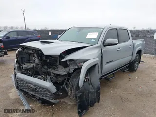 2021 Toyota Tacoma 4WD SR with VIN 3TMCZ5AN7MM378295, listed as a IAAI auction lot 41537791 with 49,539 mi miles. Bid and sale history available at carsss.com. Image 18.