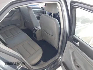 2008 Volkswagen Jetta SE с VIN 3VWRM71K68M058236, выставлен на аукционе IAAI как лот 42285102 с пробегом 153 463 миль миль и . История ставок и продаж доступна на DreamBid. Изображение 8.