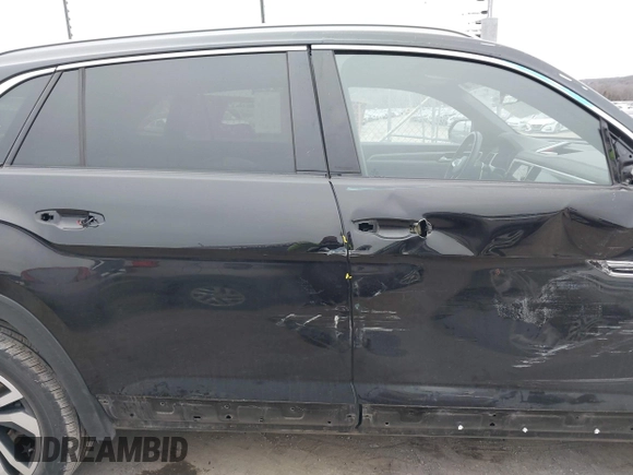 2022 Volkswagen Atlas SEL with VIN 1V2BE2CA2NC218844, listed as a IAAI auction lot 41264502 with 47,150 mi miles and . Bid and sale history available at DreamBid. Image 14.