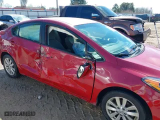 2014 Kia Forte LX with VIN KNAFX4A61E5176885, listed as a IAAI auction lot 41651277 with 76,769 mi miles. Bid and sale history available at carsss.com. Image 6.