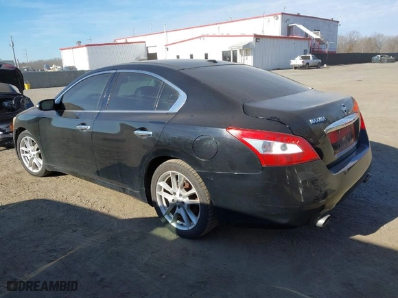 2011 Nissan Maxima 3.5 SV w/Premium Pkg with VIN 1N4AA5AP5BC840454, listed as a IAAI auction lot 41611411 with 268,147 mi miles. Bid and sale history available at carsss.com. Image 3.