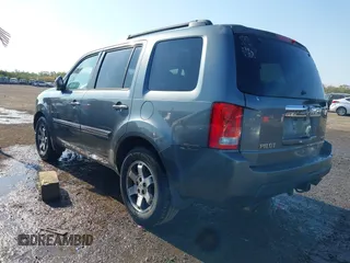2010 Honda Pilot Touring with VIN 5FNYF3H87AB006023, listed as a IAAI auction lot 40310546 with 135,482 mi miles and . Bid and sale history available at carsss.com. Image 3.