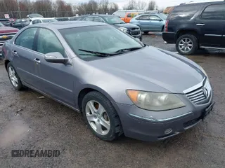 2006 Acura RL with VIN JH4KB165X6C006938, listed as a IAAI auction lot 41936024 with 235,390 mi miles and . Bid and sale history available at DreamBid. Image 1.