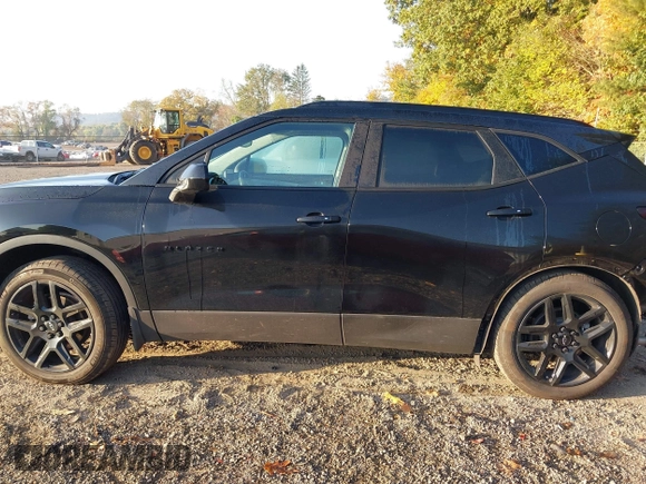 2024 Chevrolet Blazer LT with VIN 3GNKBCR44RS163824, listed as a IAAI auction lot 40545055 with 12,365 mi miles and . Bid and sale history available at DreamBid. Image 15.