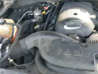 2002 Chevrolet Suburban LT с VIN 3GNFK16Z12G274698, выставлен на аукционе IAAI как лот 42138930 с пробегом 211 288 миль миль и . История ставок и продаж доступна на DreamBid. Изображение 14.