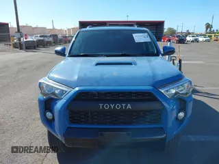 2018 Toyota 4Runner SR5 with VIN JTEBU5JR4J5587343, listed as a IAAI auction lot 41323145 with 51,136 mi miles. Bid and sale history available at carsss.com. Image 6.