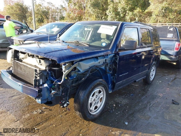 2015 Jeep Patriot Sport with VIN 1C4NJPBB6FD305398, listed as a IAAI auction lot 40854511 with 117,756 mi miles. Bid and sale history available at carsss.com. Image 18.