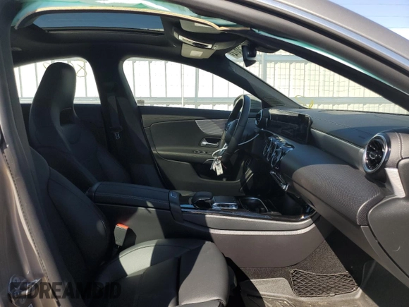 2020 Mercedes-Benz CLA with VIN WDD5J4HB4LN036173, listed as a Copart auction lot 61758672 with 8,642 mi miles. Bid and sale history available at carsss.com. Image 5.