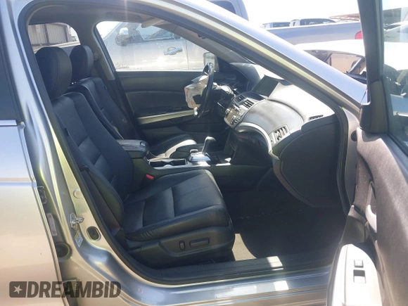 2013 Honda Crosstour EX-L z VIN 5J6TF3H55DL005254, wystawiony jako IAAI lot #41758954 z przebiegiem 207 830 mil mil oraz . Historia ofert i sprzedaży dostępna na DreamBid. Obrazek 5.