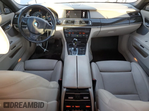 2015 BMW 7 Series 750i with VIN WBAYA8C53FGK19778, listed as a Copart auction lot 77258684 with 34,535 mi miles and Salvage title. Bid and sale history available at DreamBid. Image 8.