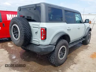 2022 Ford Bronco with VIN 1FMEE5DPXNLA96815, listed as a IAAI auction lot 42333347 with 45,755 mi miles and . Bid and sale history available at DreamBid. Image 4.