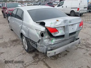 2012 Toyota Avalon z VIN 4T1BK3DB7CU453850, wystawiony jako IAAI lot #41425863 z przebiegiem 142 623 mil mil oraz . Historia ofert i sprzedaży dostępna na DreamBid. Obrazek 3.