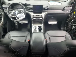 2023 Ford Explorer XLT with VIN 1FMSK8DH3PGA58229, listed as a Copart auction lot 58571525 with 64,536 mi miles and Salvage title. Bid and sale history available at DreamBid. Image 8.