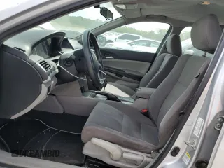 2011 Honda Accord LX z VIN 1HGCP2F37BA008231, wystawiony jako Copart lot #55414505 z przebiegiem 180 225 mil mil oraz Szkoda całkowita • Salvage title. Historia ofert i sprzedaży dostępna na DreamBid. Obrazek 7.