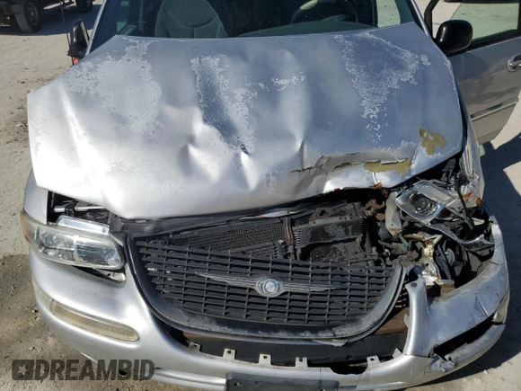 2000 Chrysler Town & Country with VIN 1C4GP54G7YB561391, listed as a Copart auction lot 48127695 with Not Provided miles and Salvage Title. Bid and sale history available at DreamBid. Image 12.