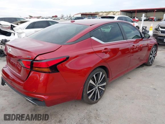 2020 Nissan Altima 2.5 SR with VIN 1N4BL4CV0LC166963, listed as a IAAI auction lot 41458015 with 34,823 mi miles. Bid and sale history available at carsss.com. Image 4.