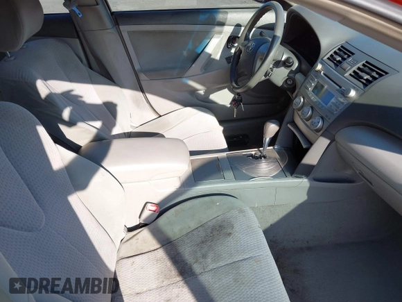 2011 Toyota Camry LE with VIN 4T1BF3EK2BU639667, listed as a IAAI auction lot 40257539 with 209,474 mi miles. Bid and sale history available at carsss.com. Image 5.