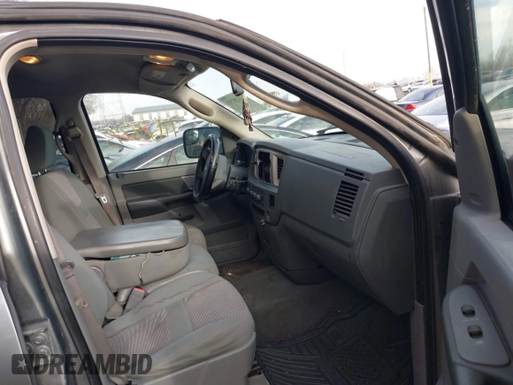 2007 Dodge 1500 Laramie with VIN 1D7HU18237S202967, listed as a IAAI auction lot 41628793 with 252,145 mi miles. Bid and sale history available at carsss.com. Image 5.