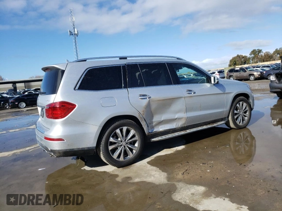2015 Mercedes-Benz GL-Class GL 450 with VIN 4JGDF6EEXFA460305, listed as a Copart auction lot 43785293 with 58,624 mi miles. Bid and sale history available at carsss.com. Image 3.