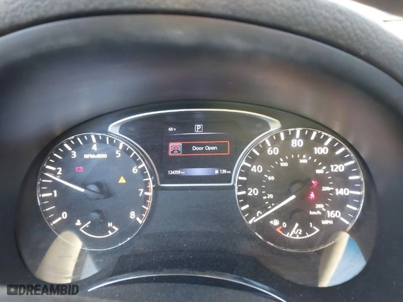 2017 Nissan Altima 2.5 S with VIN 1N4AL3AP0HN339712, listed as a IAAI auction lot 41652350 with 124,359 mi miles. Bid and sale history available at carsss.com. Image 7.