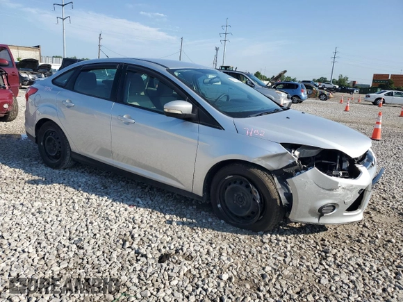 2013 Ford Focus SE with VIN 1FADP3F20DL142026, listed as a Copart auction lot 61855025 with 148,851 mi miles and Salvage title. Bid and sale history available at DreamBid. Image 4.