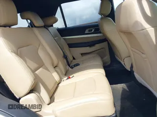 2017 Ford Explorer XLT z VIN 1FM5K8D83HGC80140, wystawiony jako IAAI lot #42336788 z przebiegiem 94 058 mil mil oraz . Historia ofert i sprzedaży dostępna na DreamBid. Obrazek 8.