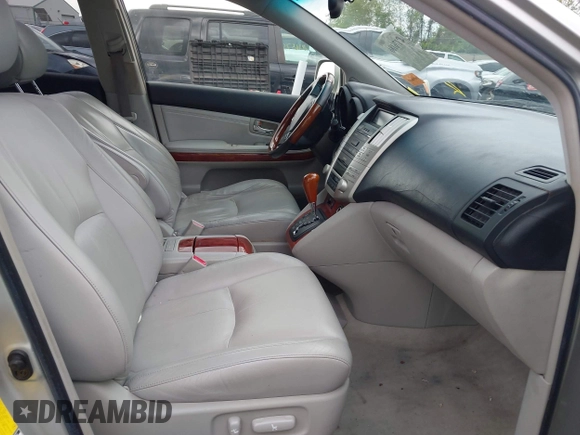 2004 Lexus RX 330 z VIN JTJHA31U240048055, wystawiony jako IAAI lot #42176186 z przebiegiem 141 948 mil mil oraz . Historia ofert i sprzedaży dostępna na DreamBid. Obrazek 5.