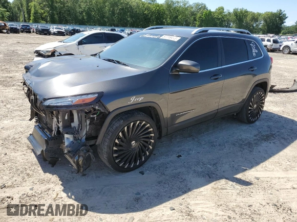 2017 Jeep Cherokee Latitude z VIN 1C4PJLCB8HW640881, wystawiony jako Copart lot #57718415 z przebiegiem 185 761 mil mil oraz Szkoda całkowita • Salvage title. Historia ofert i sprzedaży dostępna na DreamBid. Obrazek 1.