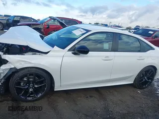 2025 Honda Civic Sport z VIN 2HGFE2F56SH564066, wystawiony jako IAAI lot #41764082 z przebiegiem 399 mil mil oraz . Historia ofert i sprzedaży dostępna na DreamBid. Obrazek 15.