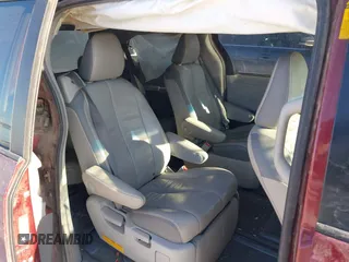 2014 Toyota Sienna XLE with VIN 5TDYK3DC5ES425818, listed as a IAAI auction lot 41421282 with 105,586 mi miles and . Bid and sale history available at DreamBid. Image 8.