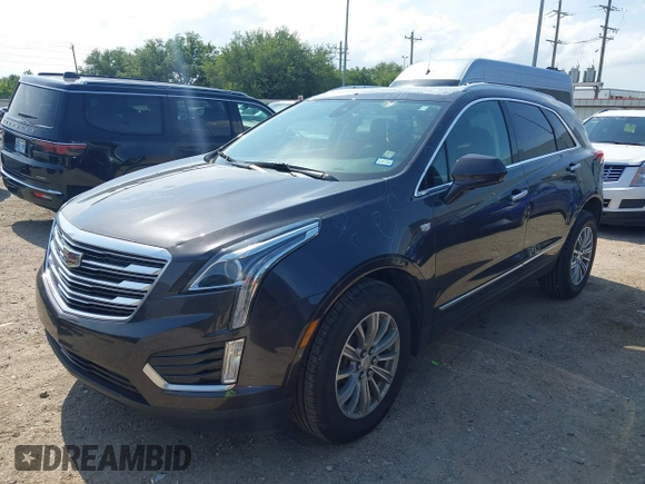 2018 Cadillac XT5 Luxury AWD z VIN 1GYKNDRS0JZ209266, wystawiony jako IAAI lot #42454536 z przebiegiem 52 839 mil mil oraz . Historia ofert i sprzedaży dostępna na DreamBid. Obrazek 17.