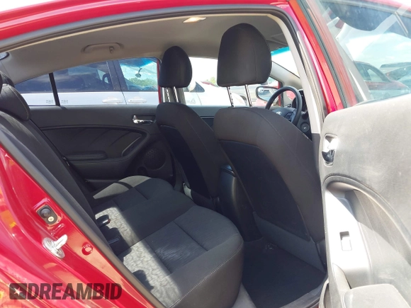 2016 Kia Forte LX z VIN KNAFK4A61G5612426, wystawiony jako IAAI lot #42269883 z przebiegiem 75 392 mil mil oraz . Historia ofert i sprzedaży dostępna na DreamBid. Obrazek 8.