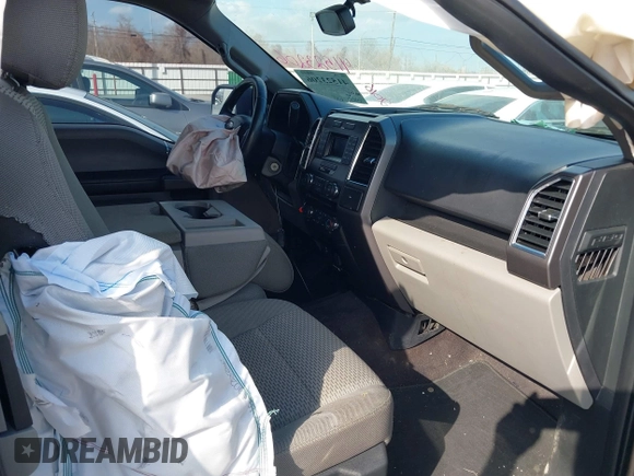 2016 Ford F-150 XL with VIN 1FTEX1C81GKE08577, listed as a IAAI auction lot 41523206 with Not Provided miles and . Bid and sale history available at carsss.com. Image 5.