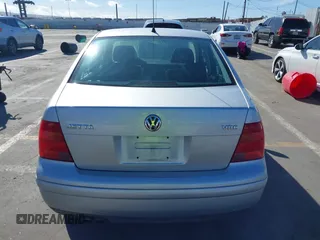 2003 Volkswagen Jetta с VIN 3VWTH69MX3M065354, выставлен на аукционе IAAI как лот 41797542 с пробегом 83 863 миль миль и . История ставок и продаж доступна на DreamBid. Изображение 16.