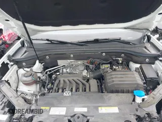 2023 Volkswagen Atlas SE z VIN 1V2KE2CA7PC208457, wystawiony jako IAAI lot #41479156 z przebiegiem 45 704 mil mil oraz . Historia ofert i sprzedaży dostępna na DreamBid. Obrazek 10.