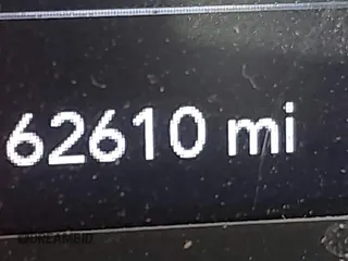 2020 Jeep Wrangler Unlimited Sport S z VIN 1C4HJXDN5LW204468, wystawiony jako IAAI lot #41855289 z przebiegiem 62 610 mil mil oraz . Historia ofert i sprzedaży dostępna na DreamBid. Obrazek 16.