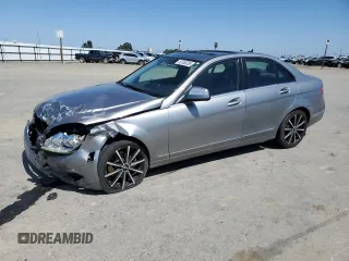 2009 Mercedes-Benz C 300 Sport z VIN WDDGF81X09R065176, wystawiony jako Copart lot #52550285 z przebiegiem 248 364 mil mil oraz Nie do naprawy • Non repairable. Historia ofert i sprzedaży dostępna na DreamBid. Obrazek 1.