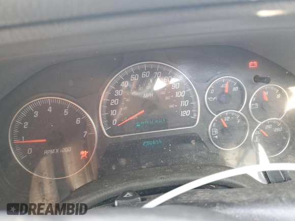 2004 GMC Envoy XL SLE with VIN 1GKET16S346115131, listed as a Copart auction lot 82677024 with 290,656 mi miles and Salvage Title. Bid and sale history available at carsss.com. Image 9.