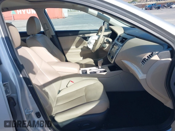 2017 Nissan Altima SR with VIN 1N4BL3AP7HC193941, listed as a IAAI auction lot 42497050 with 96,864 mi miles and . Bid and sale history available at DreamBid. Image 5.