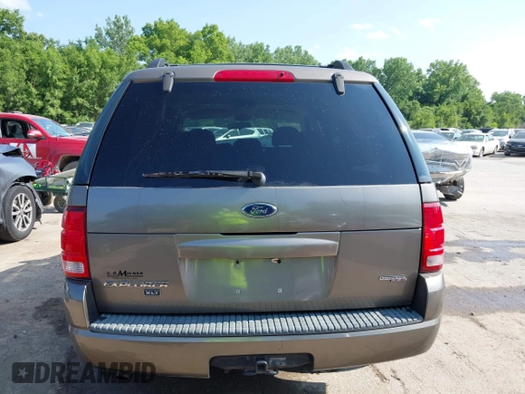 2005 Ford Explorer XLT с VIN 1FMZU73K05UA63953, выставлен на аукционе IAAI как лот 42379273 с пробегом 75 125 миль миль и . История ставок и продаж доступна на DreamBid. Изображение 17.