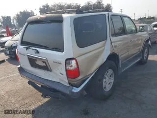 2002 Toyota 4Runner SR5 with VIN JT3GN86RX20223318, listed as a IAAI auction lot 41278810 with 227,064 mi miles. Bid and sale history available at carsss.com. Image 4.